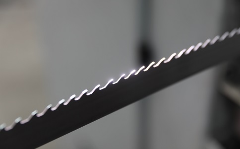 苏州双金属带锯条产生切削噪音的原因具体有哪些？